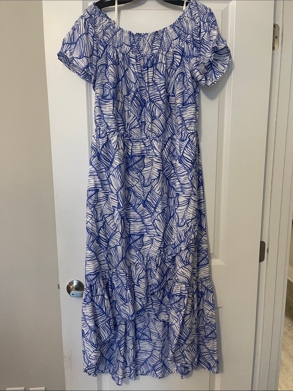 Vineyard Vines White Dress with Blue Leaf Print